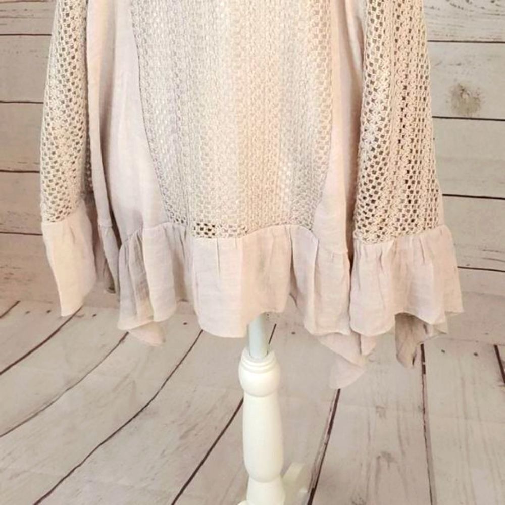Entro, Open Knit Ruffle Hem Tank, Small - Picture 4 of 7